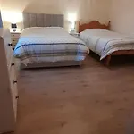 Nyaraló Biddys